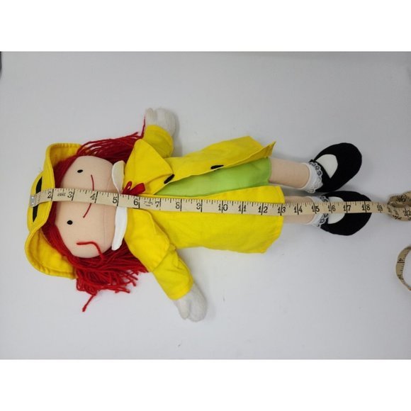Madame Alexander 18.5" Cloth Madeline Cats Of Rome Yellow Coat Cloth Doll - Picture 6 of 8